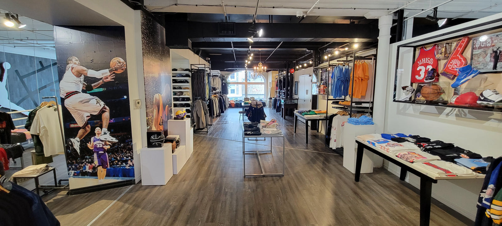 Shop Online for Retail Clothing Store Displays Displetech